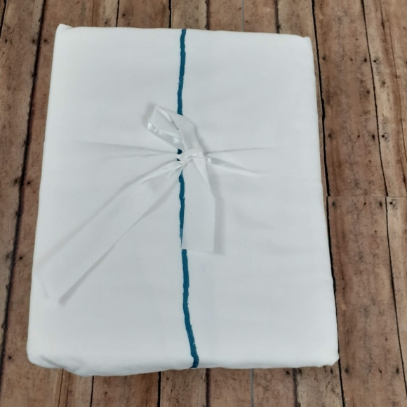 City Scene White Twin Duvet Set - Picture 5 of 7